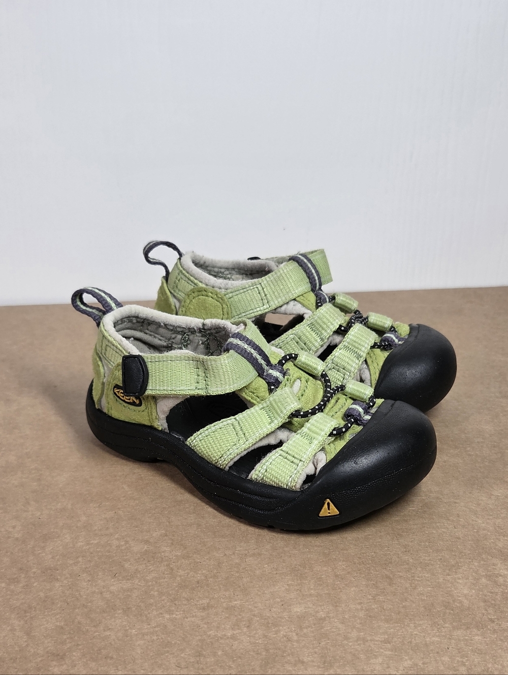 Keen Newport H2 Sandals Kids 5 Mint Green Washable Hiking Active Closed Toe